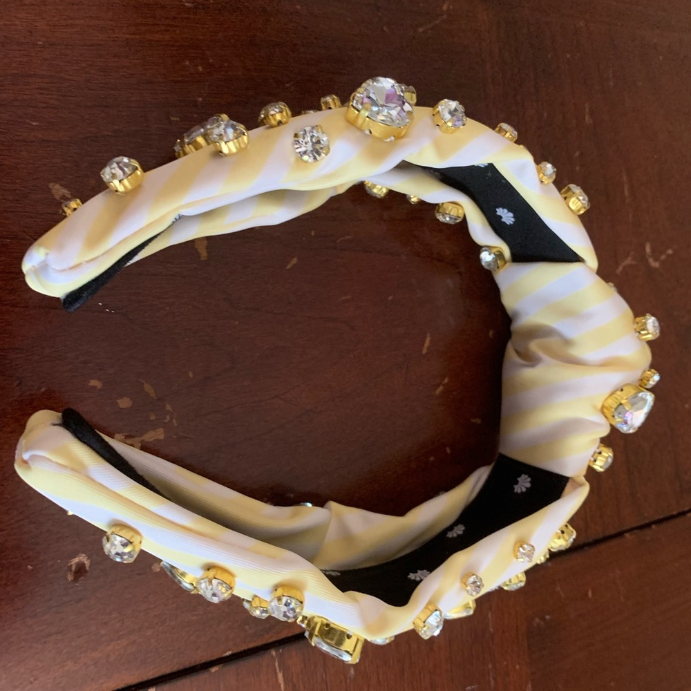 Lele sadoughi SCL headband.